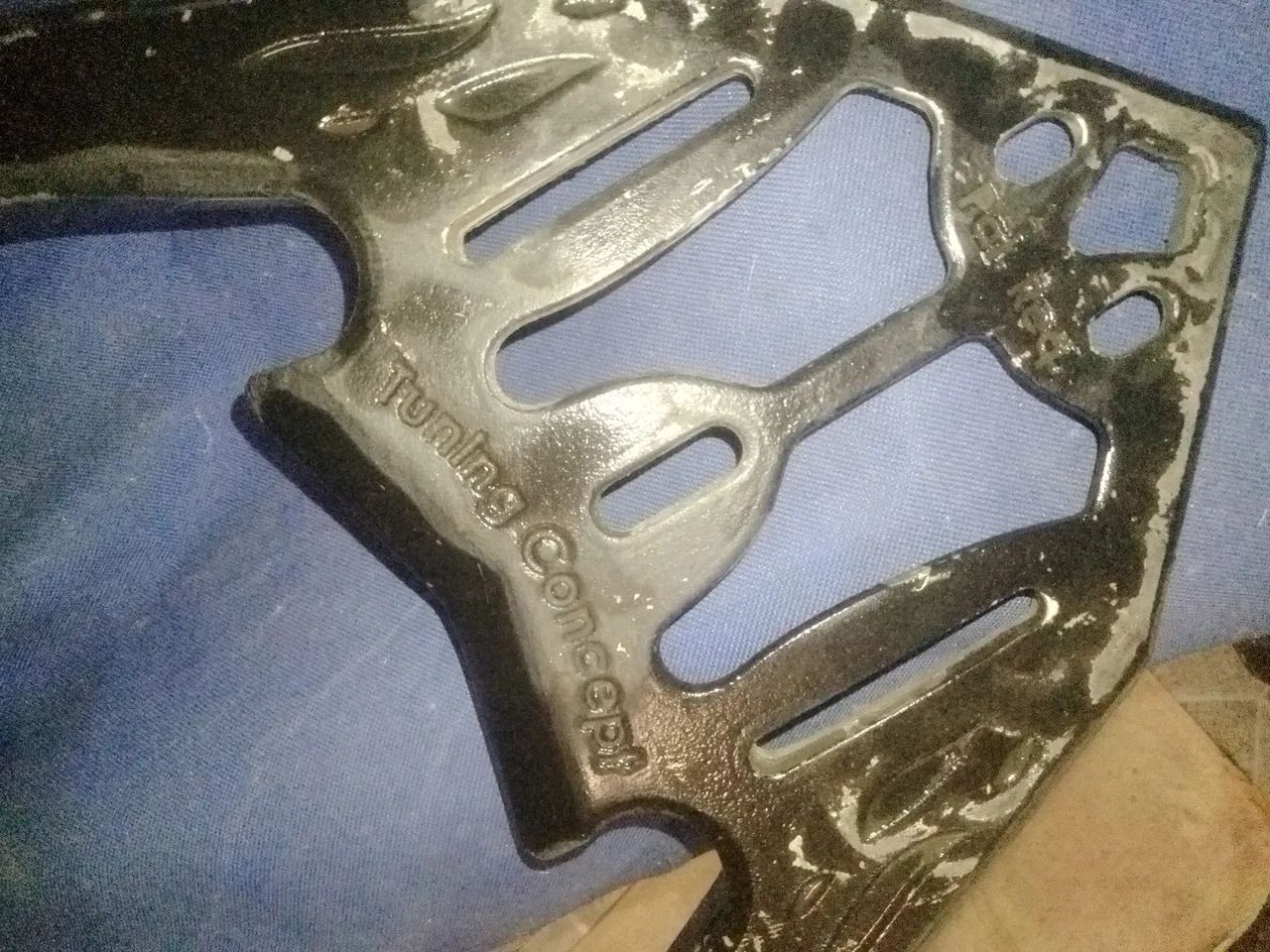 Suporte base baú moto CB 300 - Foto 4