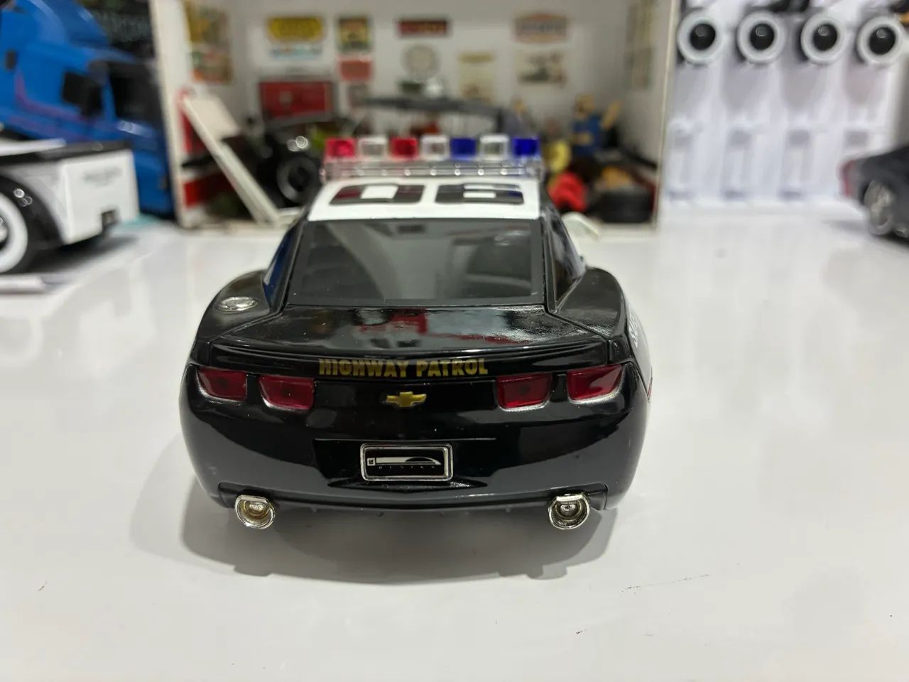Miniatura Camaro polícia 1:24 - Foto 3