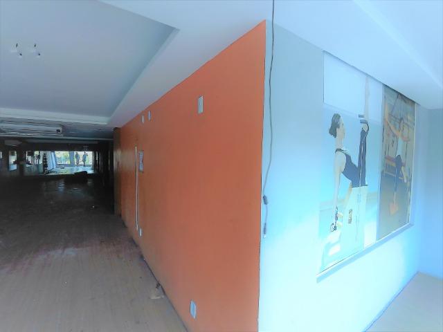 Prédio na Av Adélia Franco - Foto 5