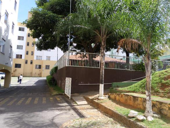 Beânia: 3 quartos 2 vagas ótima localização - Foto 18