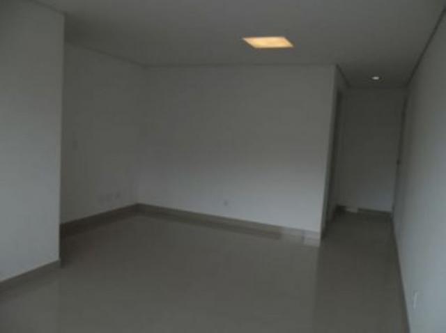 Apartamento 3 quartos, elevador, 2 vagas e lazer - Foto 2