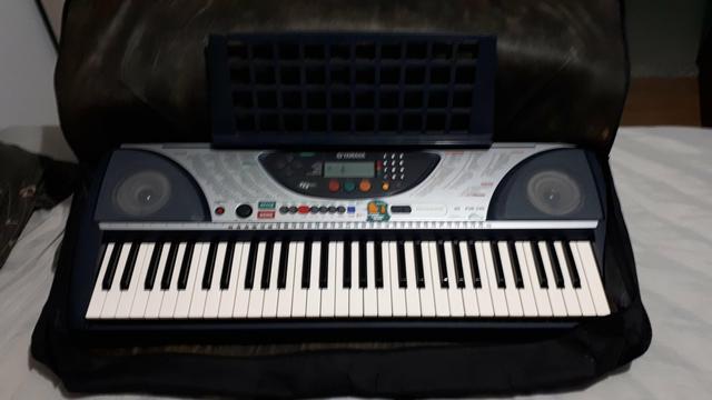 Teclado Yamaha