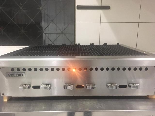 Chapa Broiler Hobart Gás GLP Vulcan VCRB36