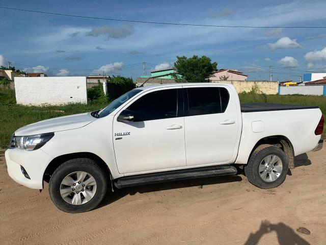 Venda Hilux - Foto 2