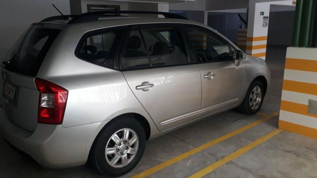 Vende-se Kia Carens 2010 - Foto 2