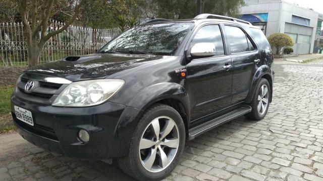 Hilux SW4 SRV D4-D 4X4 Diesel Aut. 2006!!! - Foto 3
