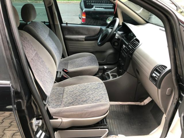 ZAFIRA 2.0 CONFORT - Foto 4