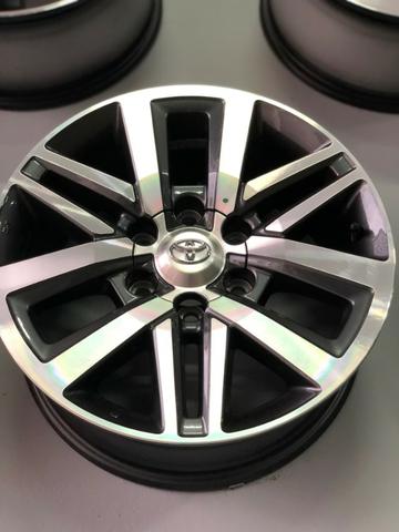 Rodas Aro 17 Toyota Hilux SRX - Foto 15