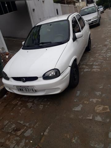 Corsa sedan - Foto 2