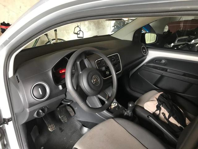 Volkswagen Up! 1.0 12v E-Flex take up! 4p 2016 - Foto 6