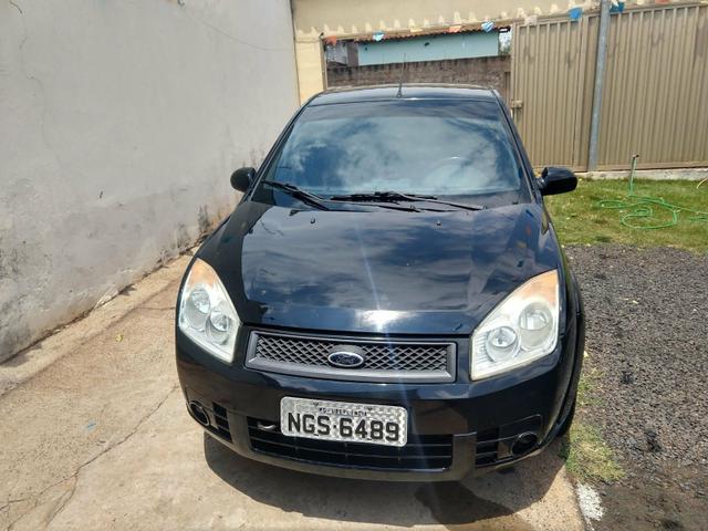 Fiesta Sedan - Foto 2