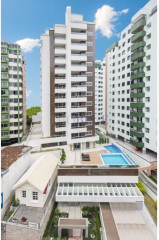 Belo apartamento em charmoso bairro de florianópolis, de alto padrão possibilitando fac... - Foto 14