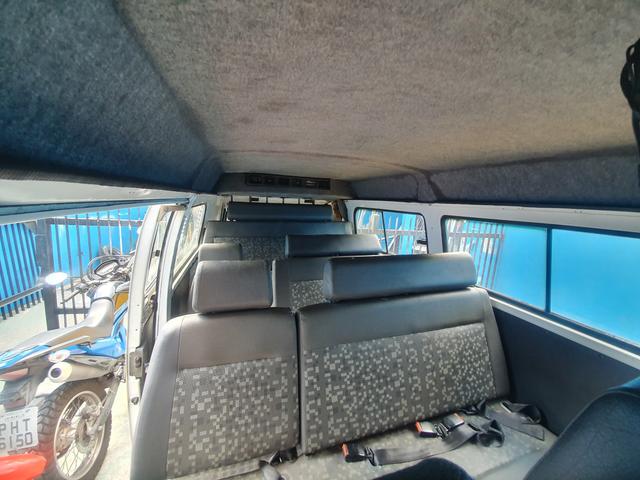 Kombi 15 lugares