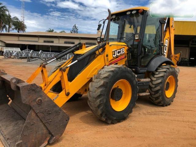 Retroescavadeira JCB 4 CX - Foto 5