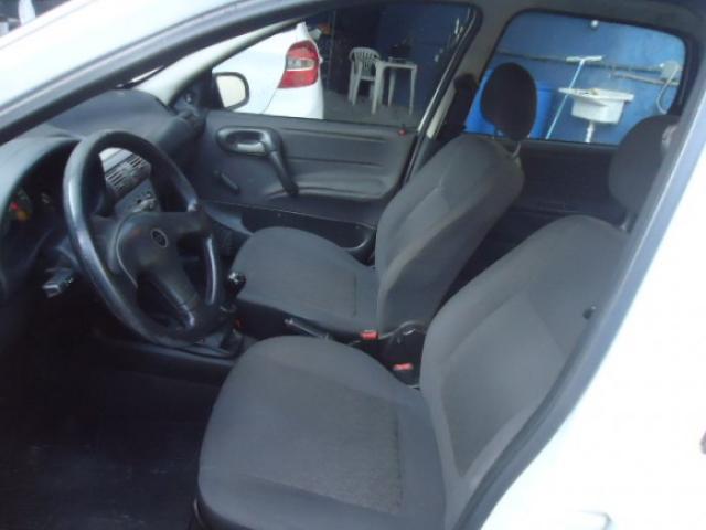 Chevrolet classic 2005 1.0 mpfi life 8v Álcool 4p manual - Foto 6