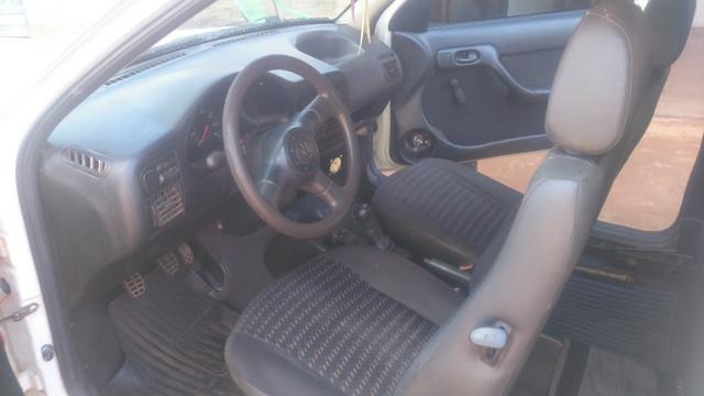 Vendo Gol G3 ano 2005 Bem conservado ZAP: 89 9 *