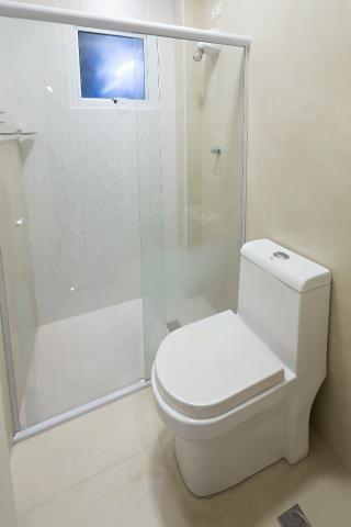 Apartamento Flat no Guarujá, 55m2 , Varanda Grill, Mobiliado a Preço de Custo! - Foto 7