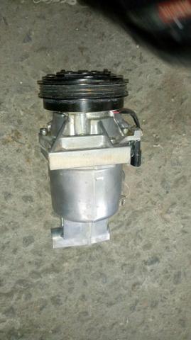 Compressor de ar sandero e logan 2019 retirado de sucata - Foto 2