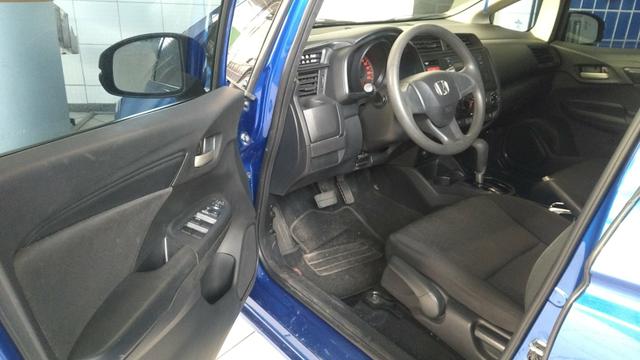 Honda fit lx 1.5 automatico 2015 com 33.000KM rodado ipva 2019 e transferência grátis - Foto 13