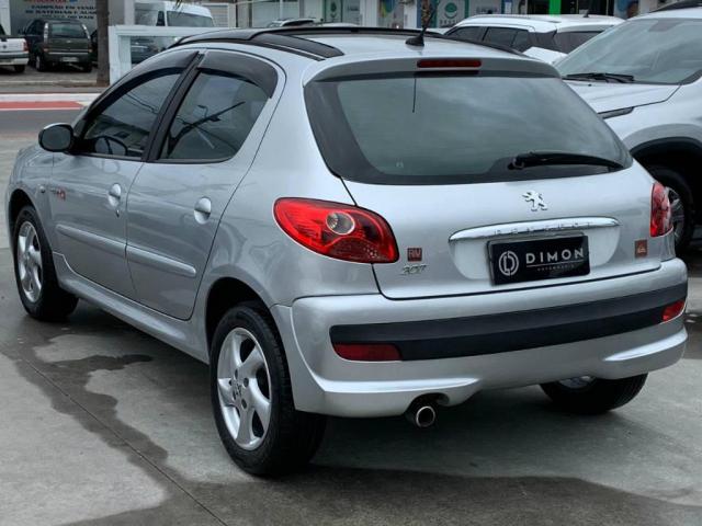 Peugeot 207 QUIKSILVER 1.4 - Foto 5