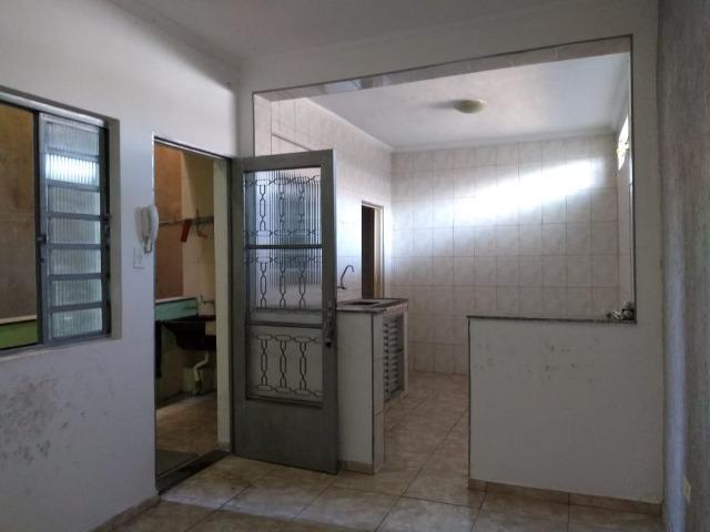 Casa próximo ao Centro de Ferraz de Vasc.- - Foto 3