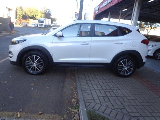 HYUNDAI TUCSON 2017/2018 1.6 16V T-GDI GASOLINA GL ECOSHIFT - Foto 4
