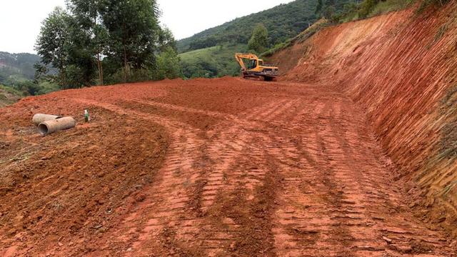 Lote para chácara no interior de Camboriú Caetés 3.000m² Valor R$90.000,00 de entrada - Foto 4