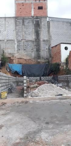 Terreno comercial ou residêncial já construção ótimo localização - Foto 2
