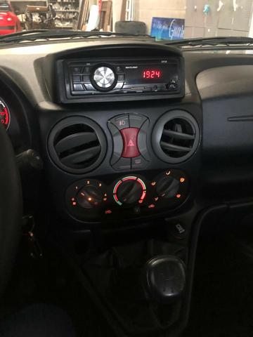 Vendo ou Troco Doblo Eseence 1.8 7 lugares 2017 - Foto 6