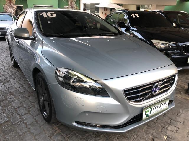 Volvo V40 T-4 2.0 Turbo Momentum 2016