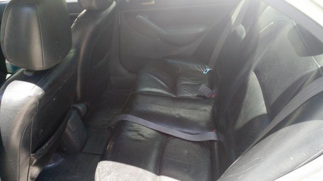 Vendo ou troco honda civic 2002 - Foto 9