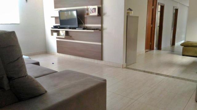 Excelente casa térrea toda no porcelanato no Setor Nova Vila em Caldas Novas.