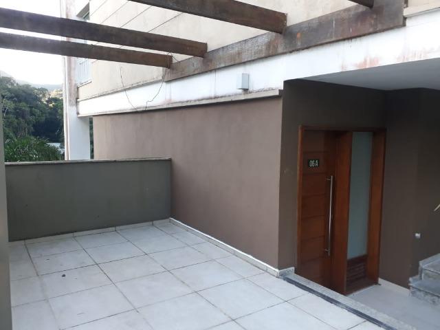 Excelente apartamento c/2 suítes na Castelânea
