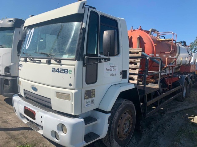 FORD 2428 6X2 2010 E TANQUE HIDROJATO 10M3