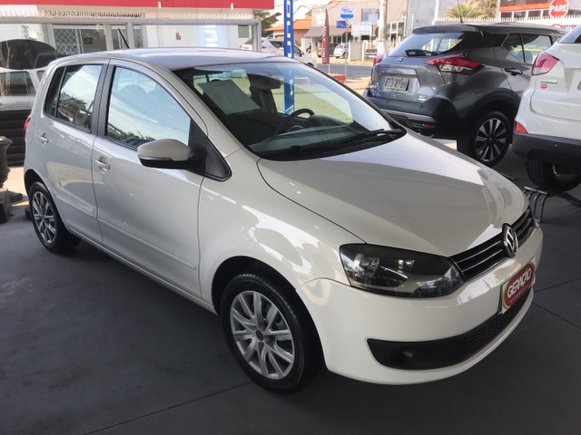 VW FOX 1.0 FLEX 4P 2014