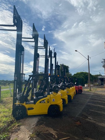 Empilhadeira Yale 2,5t nacional  - Foto 4