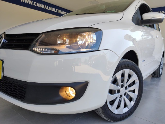 VOLKSWAGEN FOX 1.0 GII 2014 IMPECÁVEL