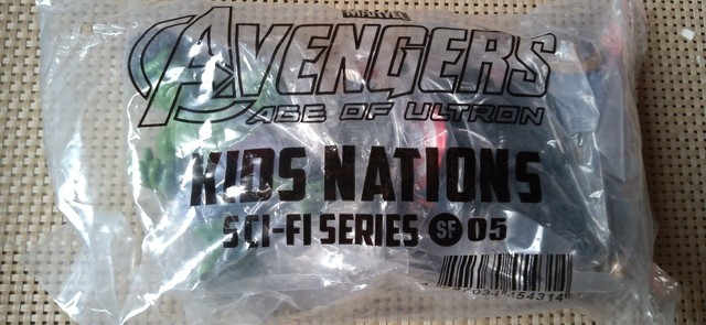 Kit c/06 Miniaturas: Capitão América/Homem Aranha-de Ferro/Hulk/Pantera Negra/Thanos - Foto 4