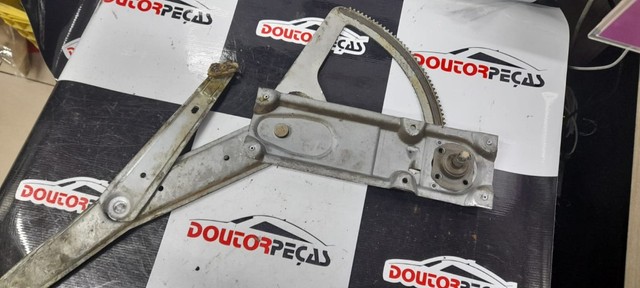 Máquina De Vidro Manual Dianteira Direita Chevrolet Celta