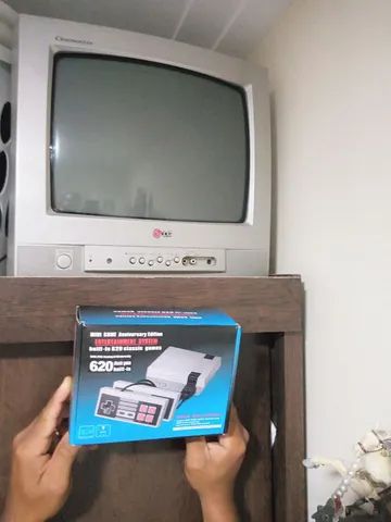 Vendo vídeo game com televisão funcionando por 90,00