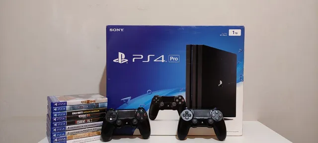 Vendo - Playstation 4 Pro 1Tb CUH-7115B com um ou dois controles, com ou  sem jogos e pouco usado