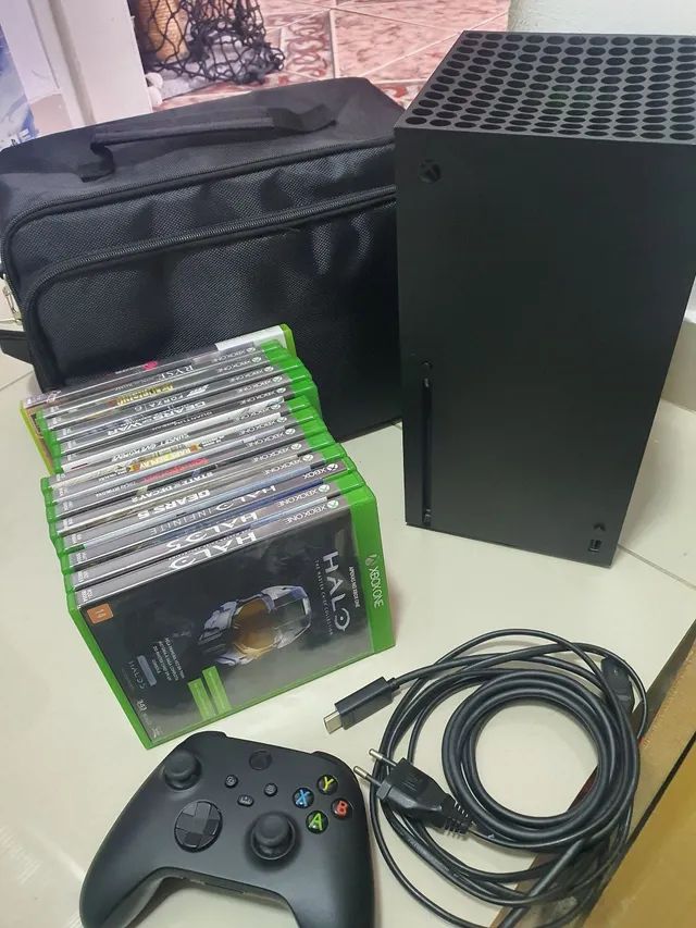 XBOX série X com bolsa exclusiva e 14 jogos exclusivos em mídia