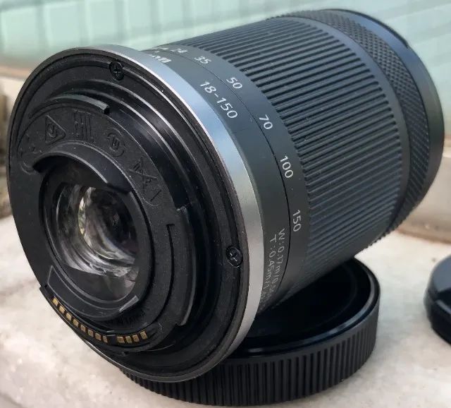 Lente Canon RFs 18-150mm F3.5-6.3 IS STM - Foto 6