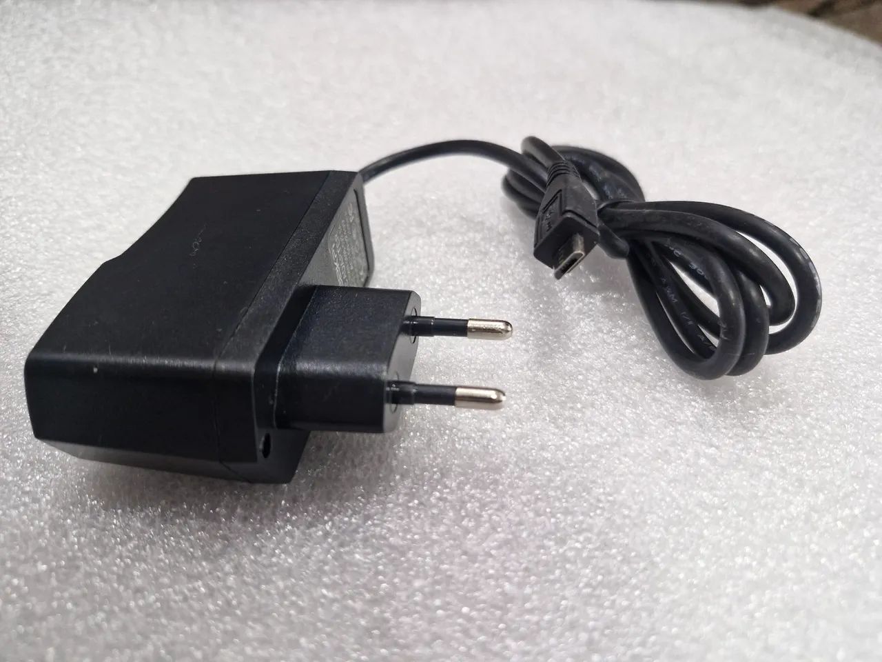 Fonte carregador bivolt 5v saída micro usb - Foto 2