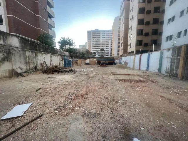 EXCELENTE OPORTUNIDADE!!  TERRENO COMERCIAL EM ÁREA NOBRE! 660m2 área total! Carência pré  - Foto 3