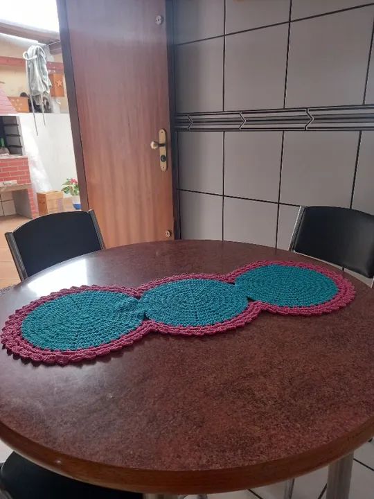 Kit crochê 2 peças - azul/rosa -  1pç 35cm larg. x 92cm comp. + 1pç 35cm larg. x 55cm comp