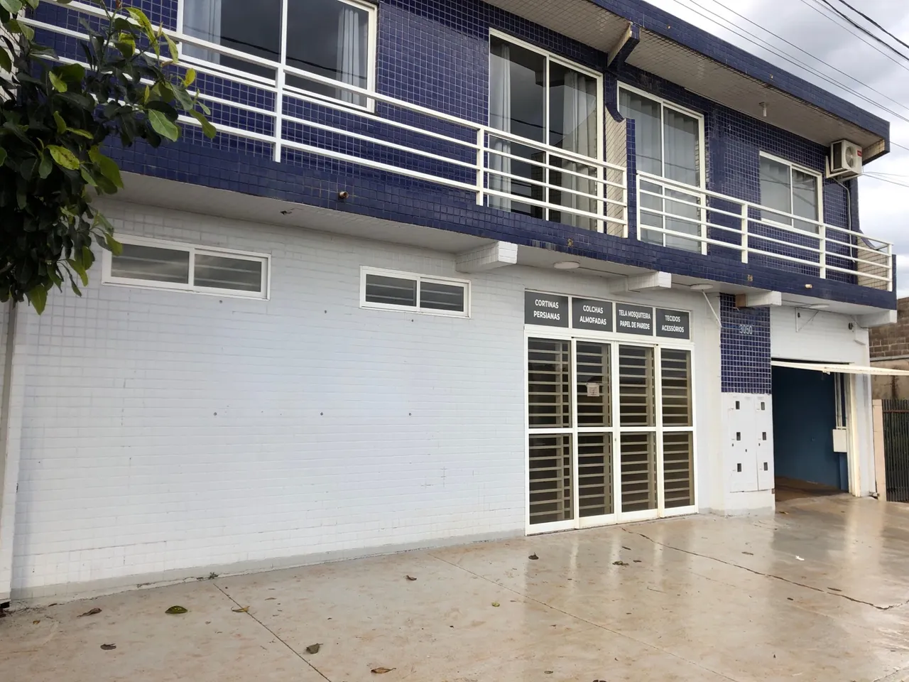 ALUGO SALA COMERCIAL
