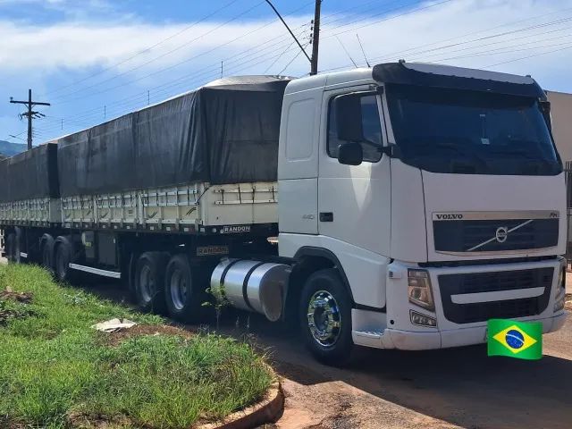Vendo Volvo FH 440 2010 automático engatado no bi trem Randon - Foto 2