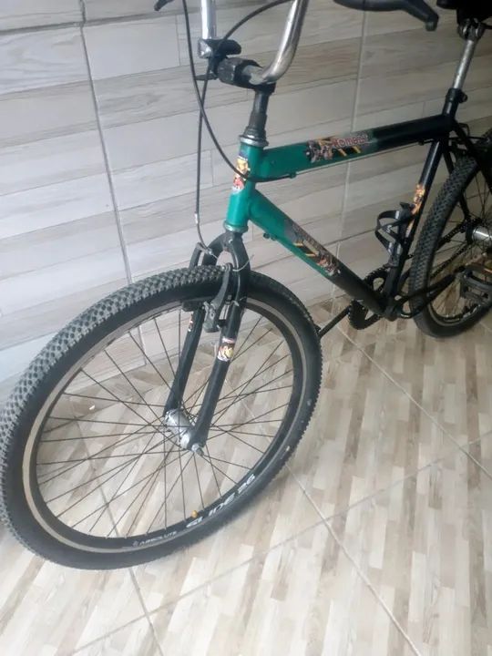 Bicicleta aro 26 em ótimo estado, freio V-Brake - Foto 3