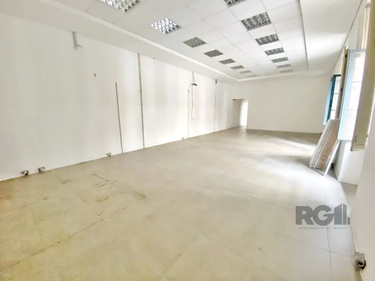 Prédio comercial em localização de esquina privilegiada no Centro Histórico, todo restaura - Foto 6